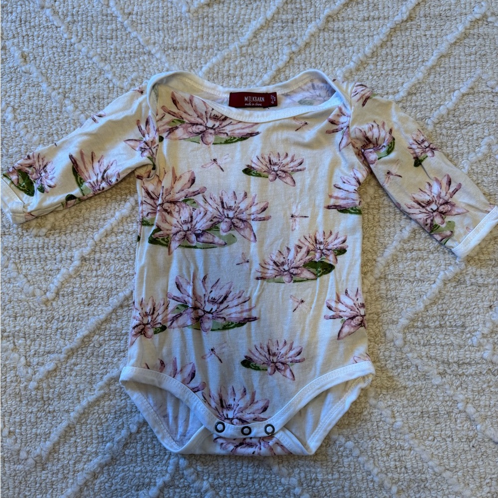Milk Barn water lilies bodysuit onesie size 6-12 months